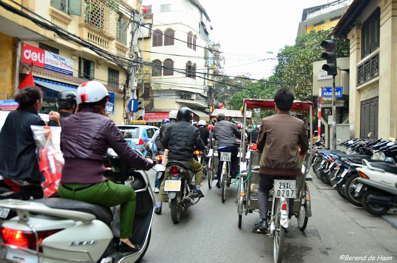 Hanoi - Trip by ricksha, Streetview